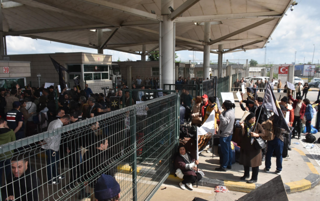 Edirne Valiliği: Kapıkule Gümrük Kapısı'nı mülteciler işgal etti iddiası gerçek dışıdır